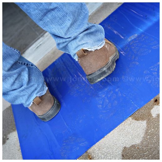 Trimaco Dirt Trapper Ultra Sticky Mat, 24 inch x 36 inch, Blue, 30 Sheets